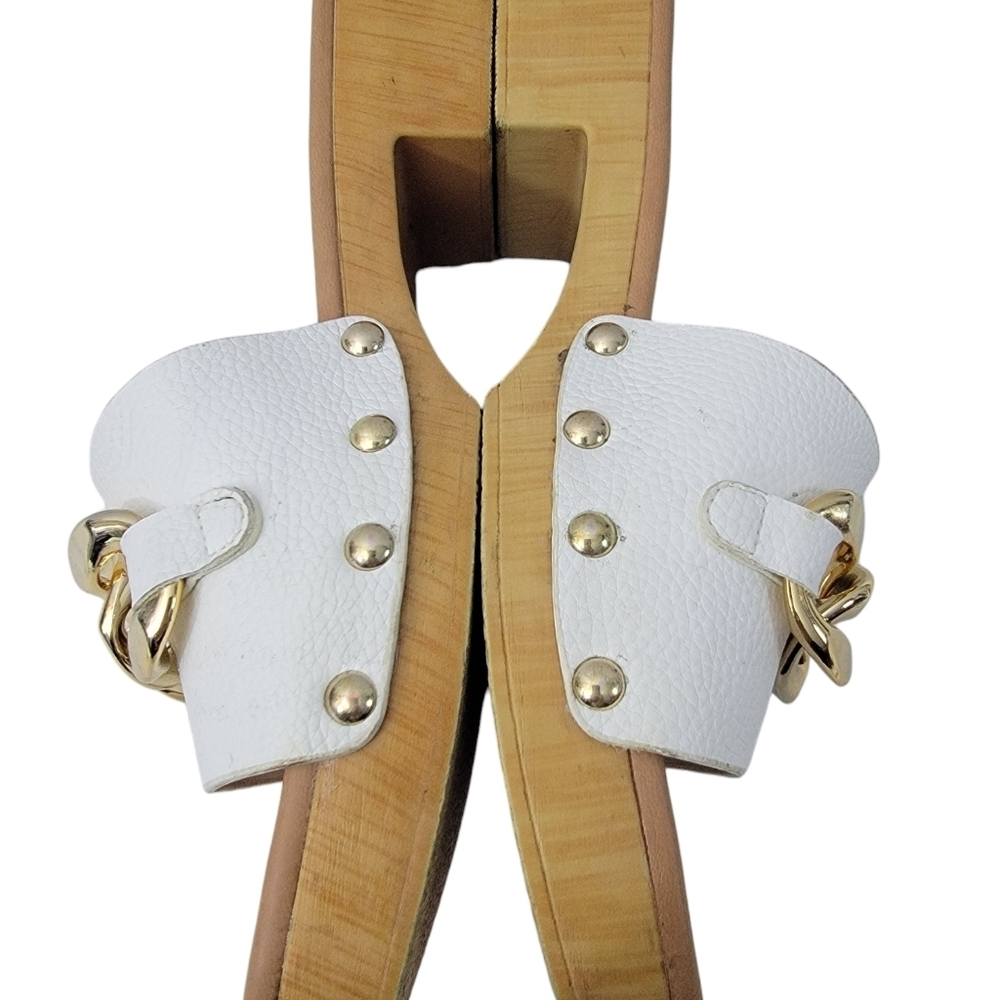 Steve Madden Woody 10M small heeled slides with goldtone chain accents. SEE MORE - Picture 8 of 8